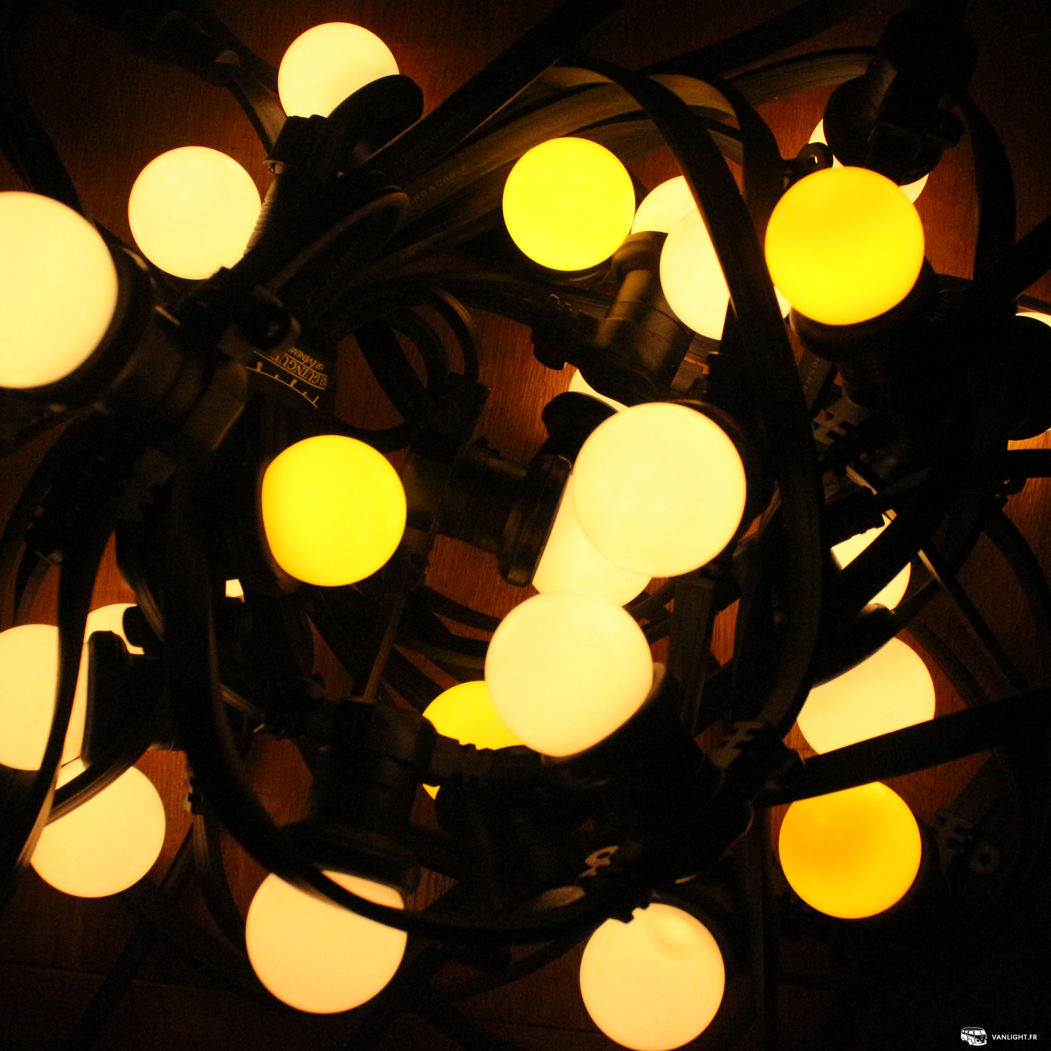 Location Guirlande guinguette 10 mètres "BLANC CHAUD & JAUNE" blanc chaud jaune vanlight